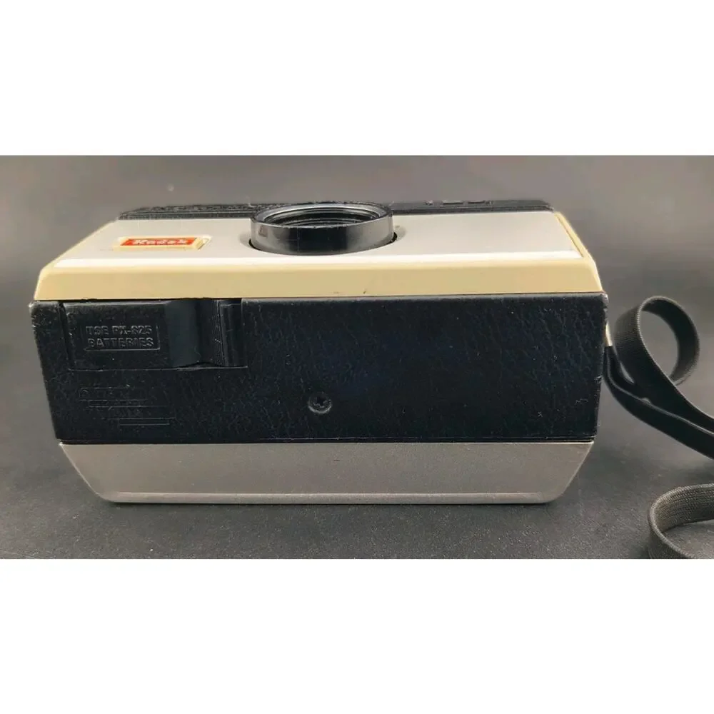 Vintage Kodak Instamatic 124 126 Film Camera - Mechanical Shutter Works